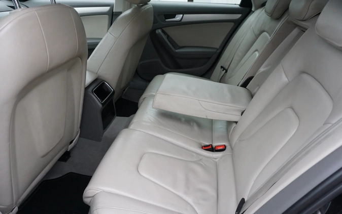 Audi A4 cena 35900 przebieg: 256000, rok produkcji 2011 z Gorzów Wielkopolski małe 232